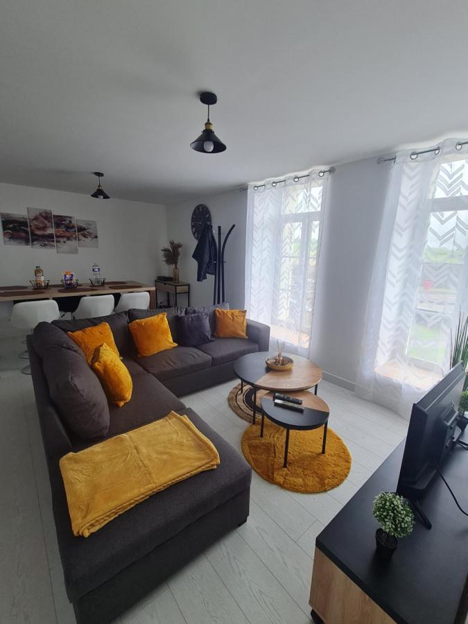 La Roche Du Roy Apartment Rocroi Bagian luar foto